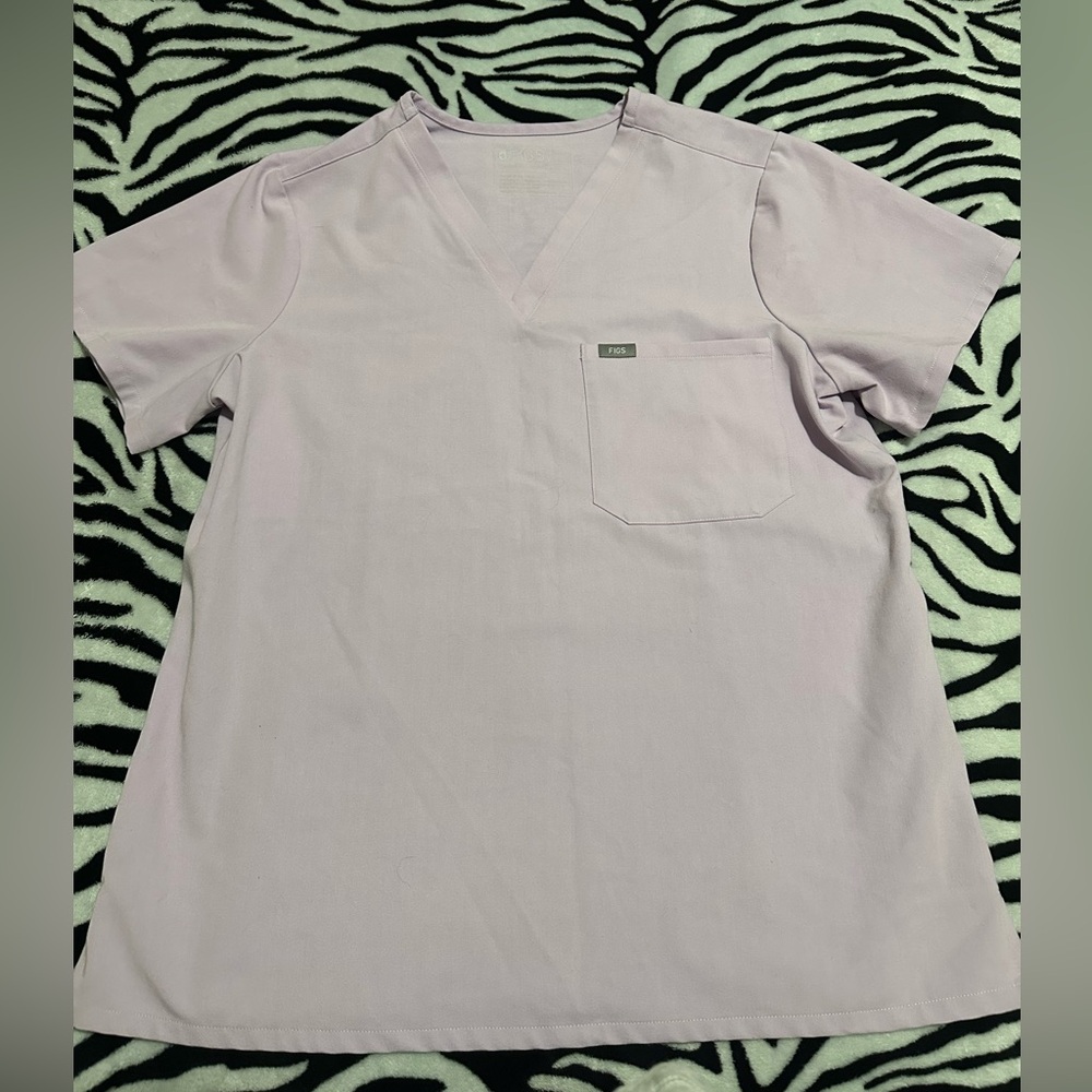 Women’s Figs Lavender Top.